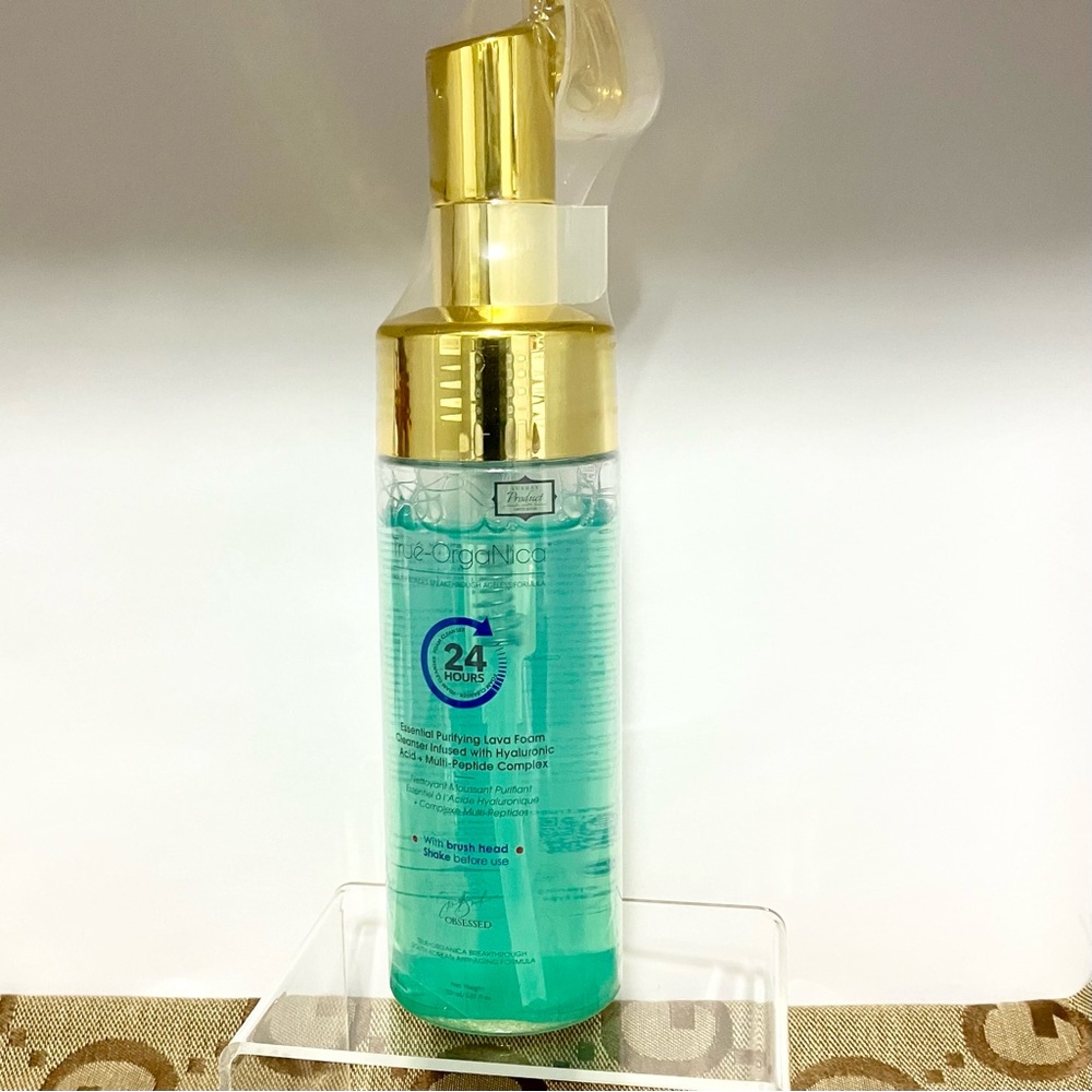 True-OrgaNica Essential Purifying Lava Foam Cleanser